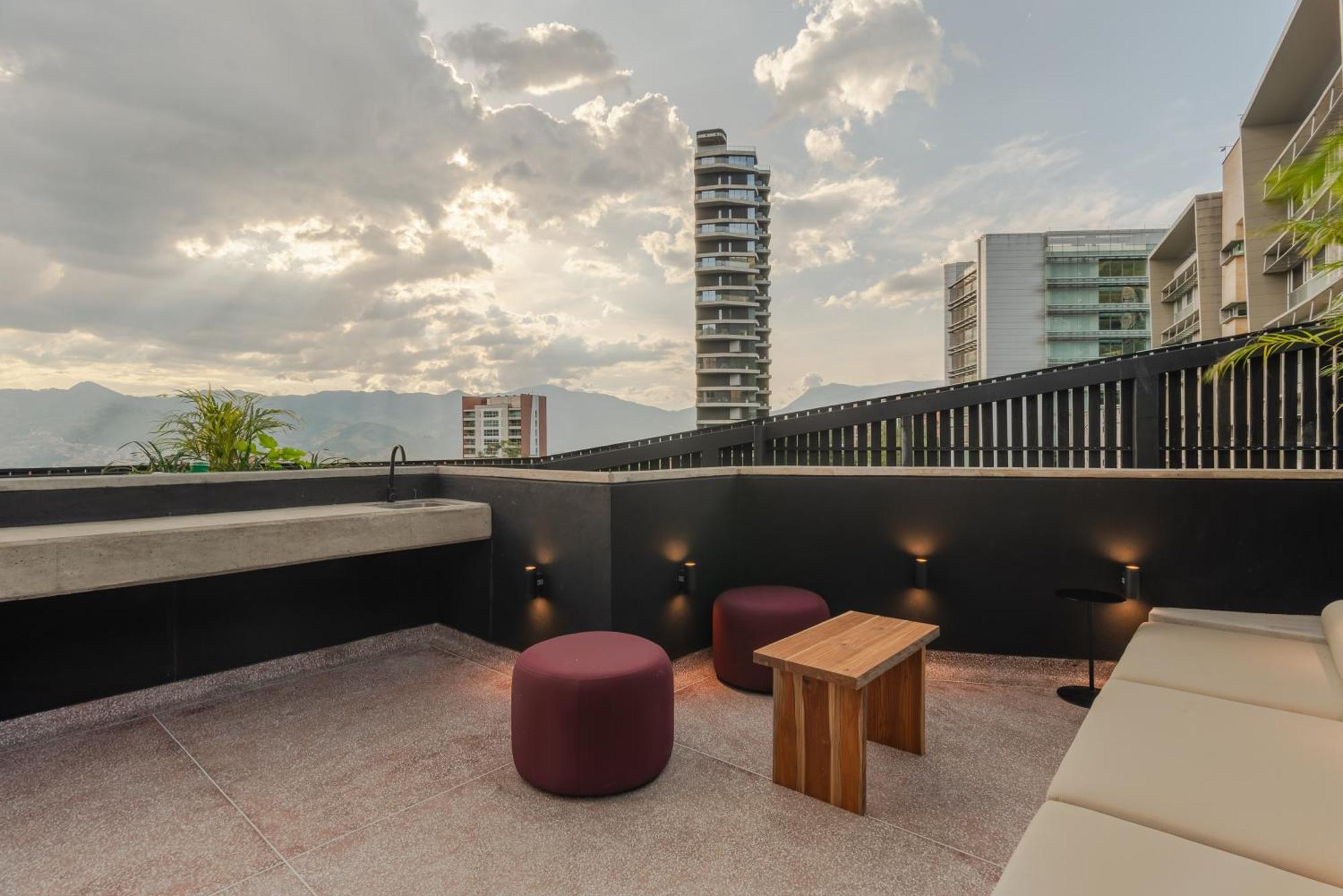 Apartment Patito Feo - Poblado 麦德林 外观 照片